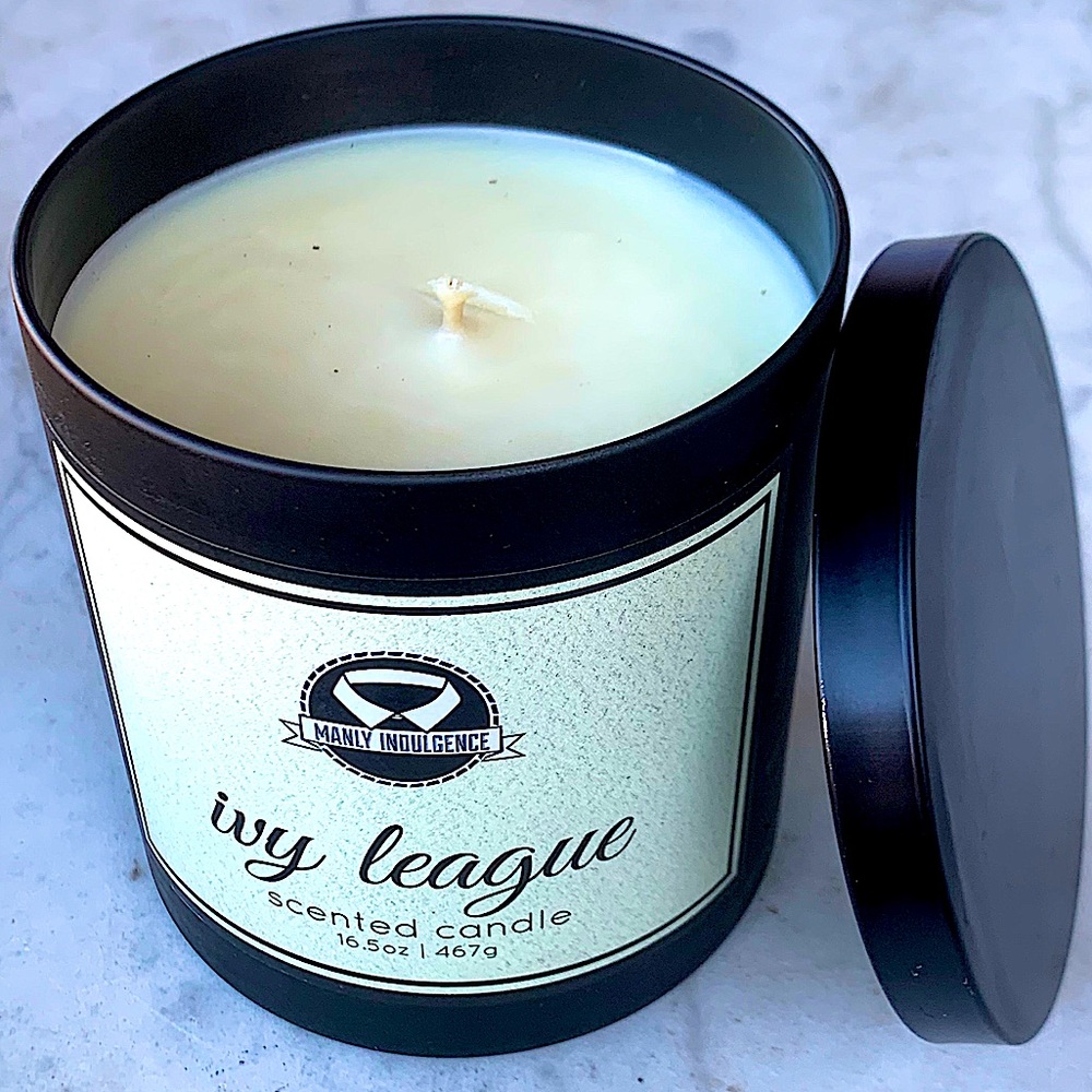 MANLY INDULGENCE CANDLE IVY LEAGUE NEIMAN MARCUS NEW 16 oz